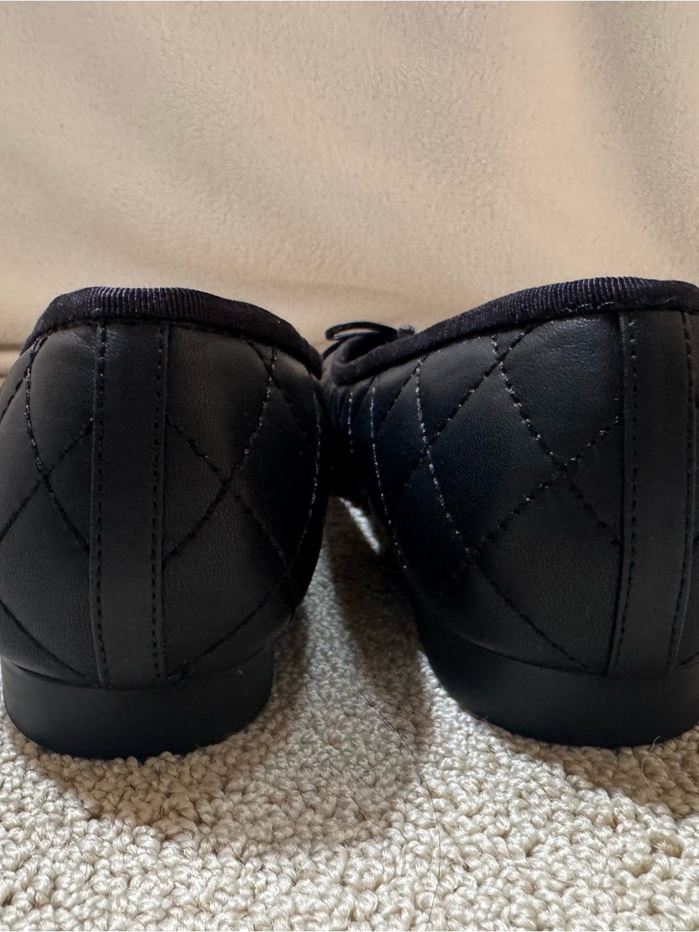 CHANEL Black Quilted Leather CC Logo Ballet Flats - Picture 9 of 10